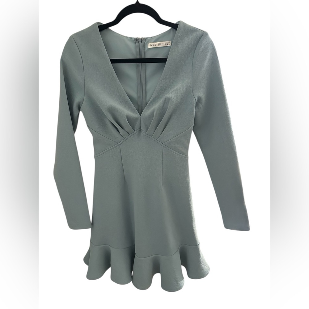 Elegant Gray Long Sleeve Dress